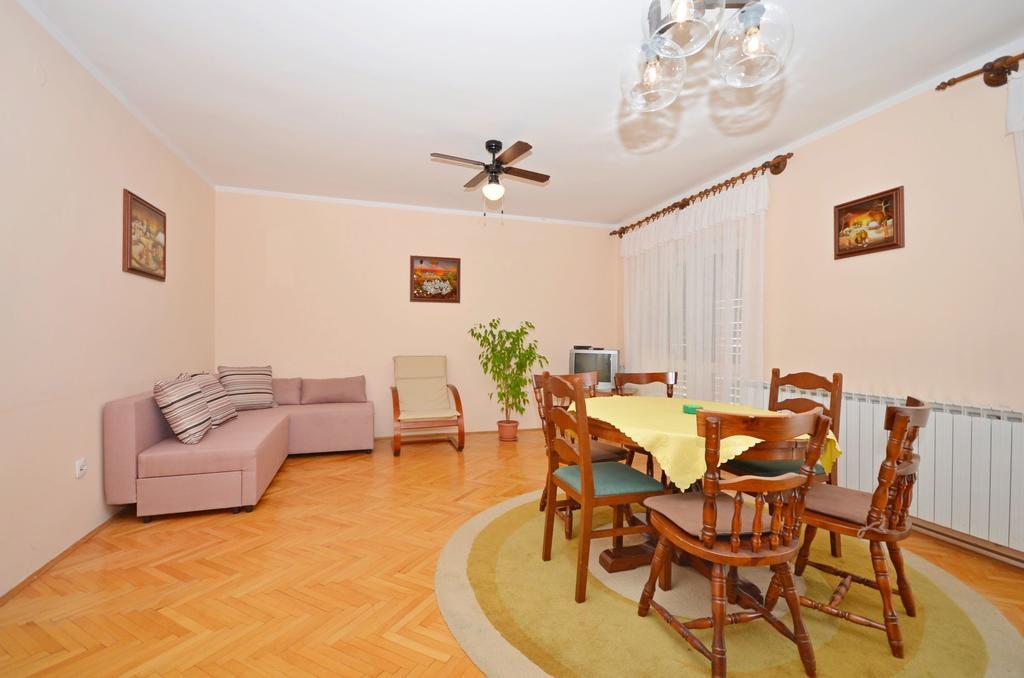 Apartments Marija Near Center โวดีเซ ภายนอก รูปภาพ