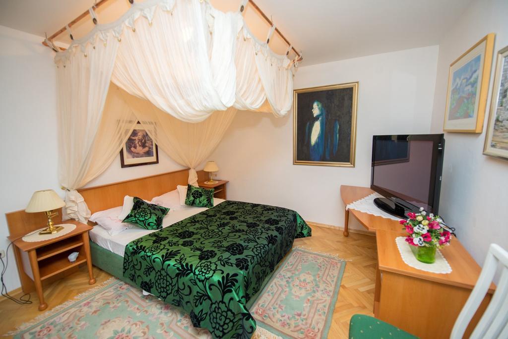 Apartments Marija Near Center โวดีเซ ภายนอก รูปภาพ